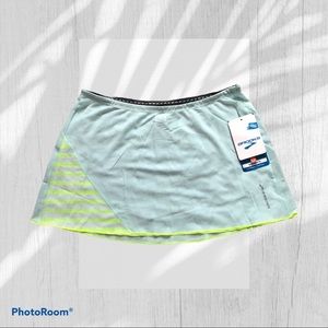 Brooks Athletic DLite Double Layer Skirt Medium